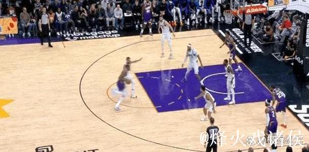 关键时刻防守断电!独行侠惨遭4连败跌至西部第12 关键时刻防守断电!独行侠惨遭4连败跌至西部第12